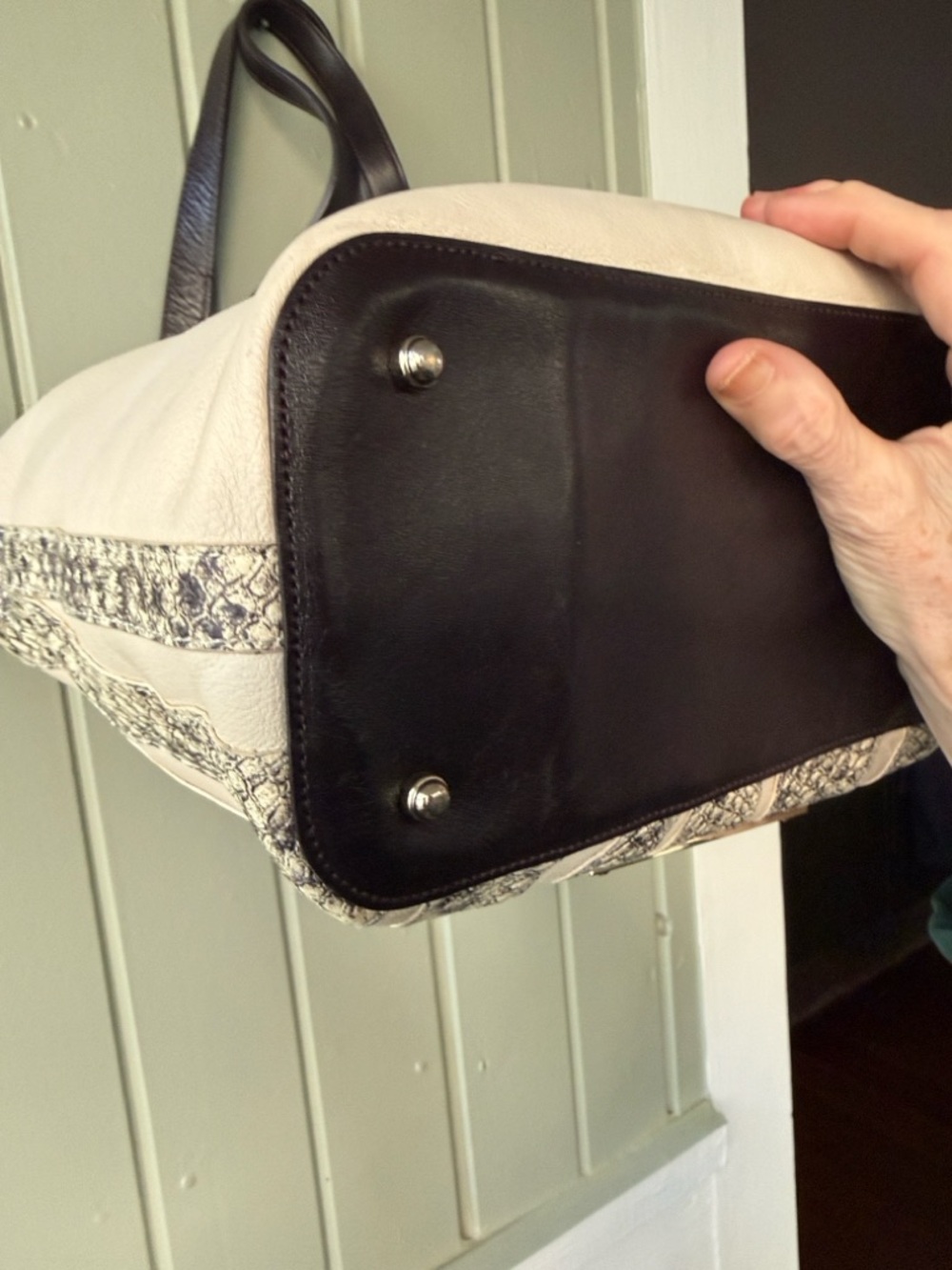 ✨ BRAHMIN Medium Asher Tote Bag Creme Solmar Grey Black Snake Python Leather✨ - Picture 6 of 11